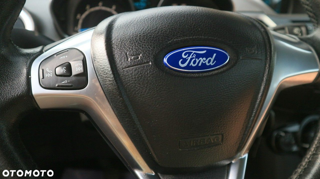 Ford Fiesta 1.25 Celebration - 21