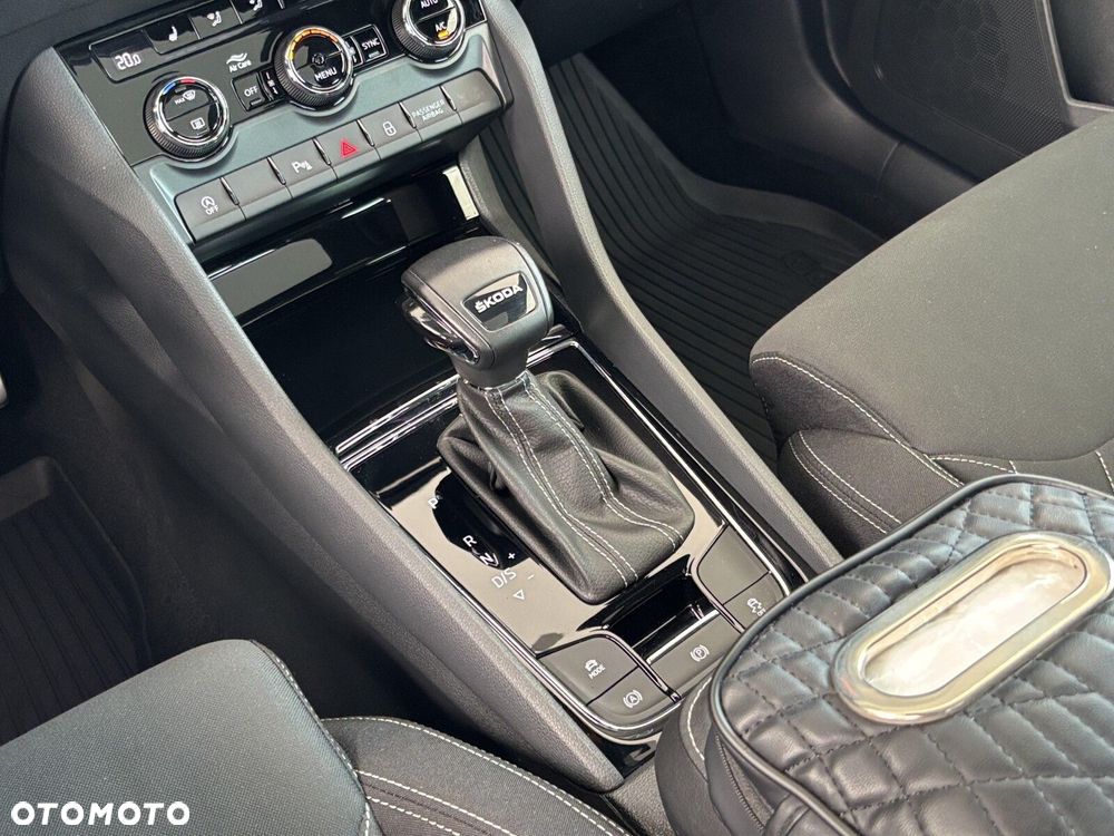 Skoda Karoq 1.5 TSI ACT Sportline DSG - 36