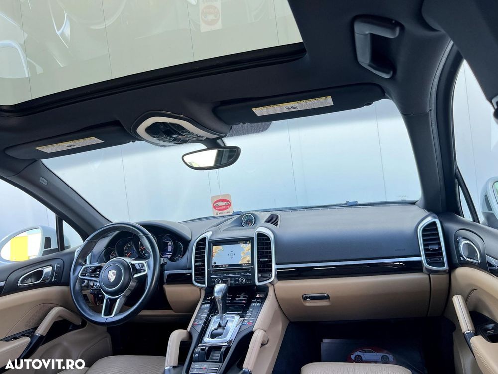 PORSCHE Cayenne 2016 — imagine 34