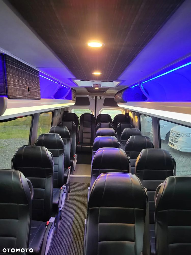 Mercedes-Benz Sprinter 519 CDI- 24 Miejsca - 17