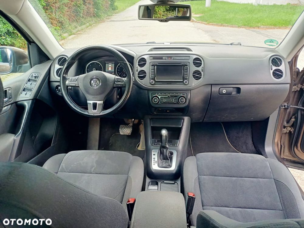 Volkswagen Tiguan 2.0 TDI DPF 4Motion BlueMotion Technology DSG Cup Sport & Style - 6