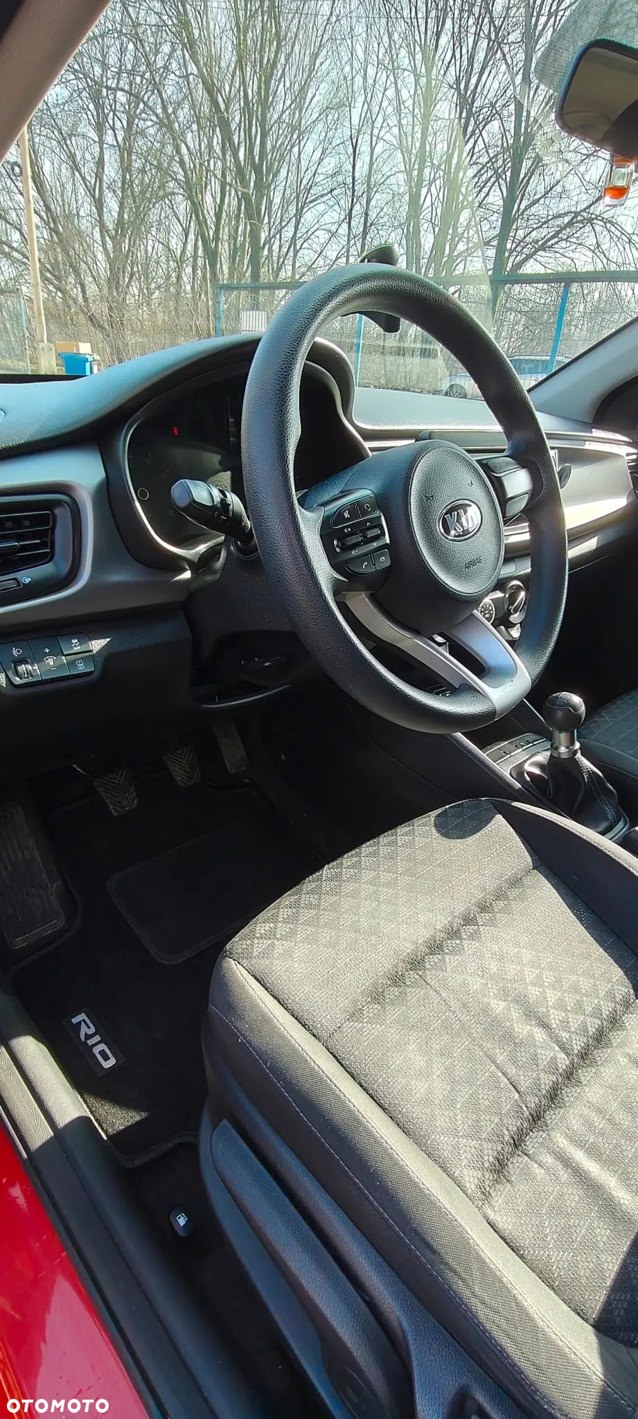Kia Rio 1.2 Business Line - 13