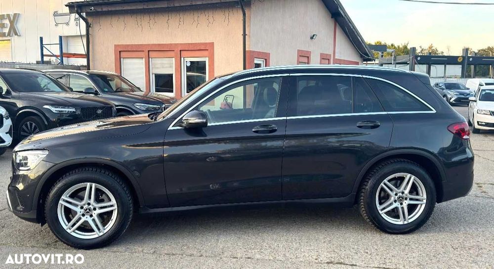 Mercedes-Benz GLC - 4