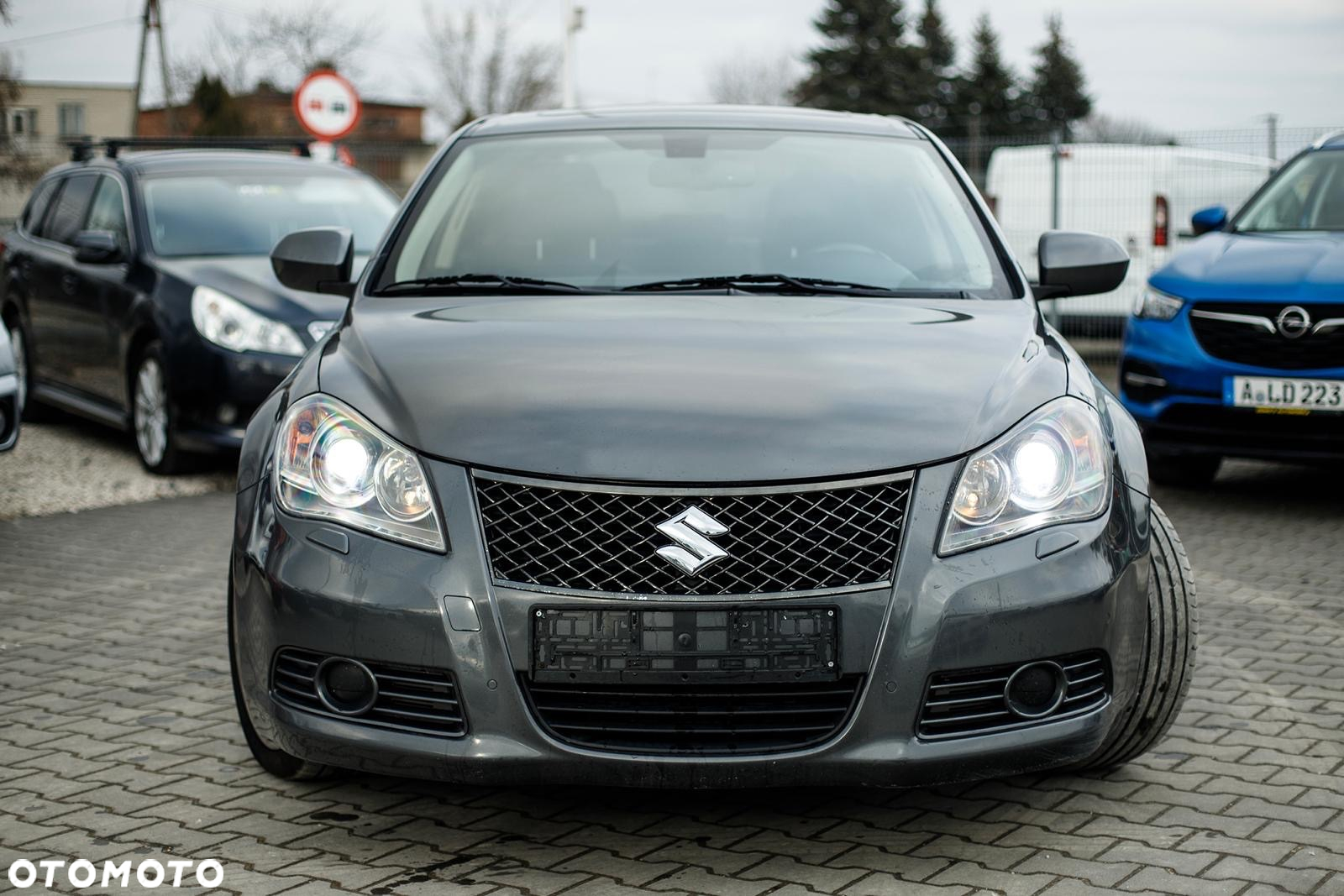 Suzuki Kizashi 2.4 Sport 4WD CVT - 7