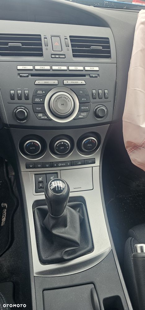 Mazda 3 - 7