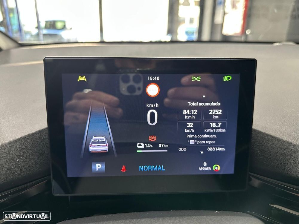 MG MG4 51 kWh Standard - 24