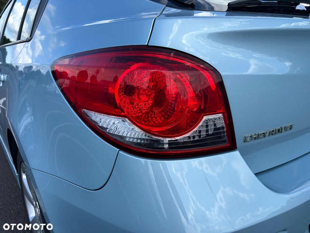 Chevrolet Cruze 1.8 LT - 16