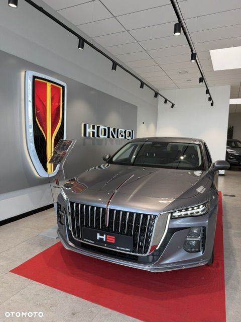 Hongqi H5 - 2