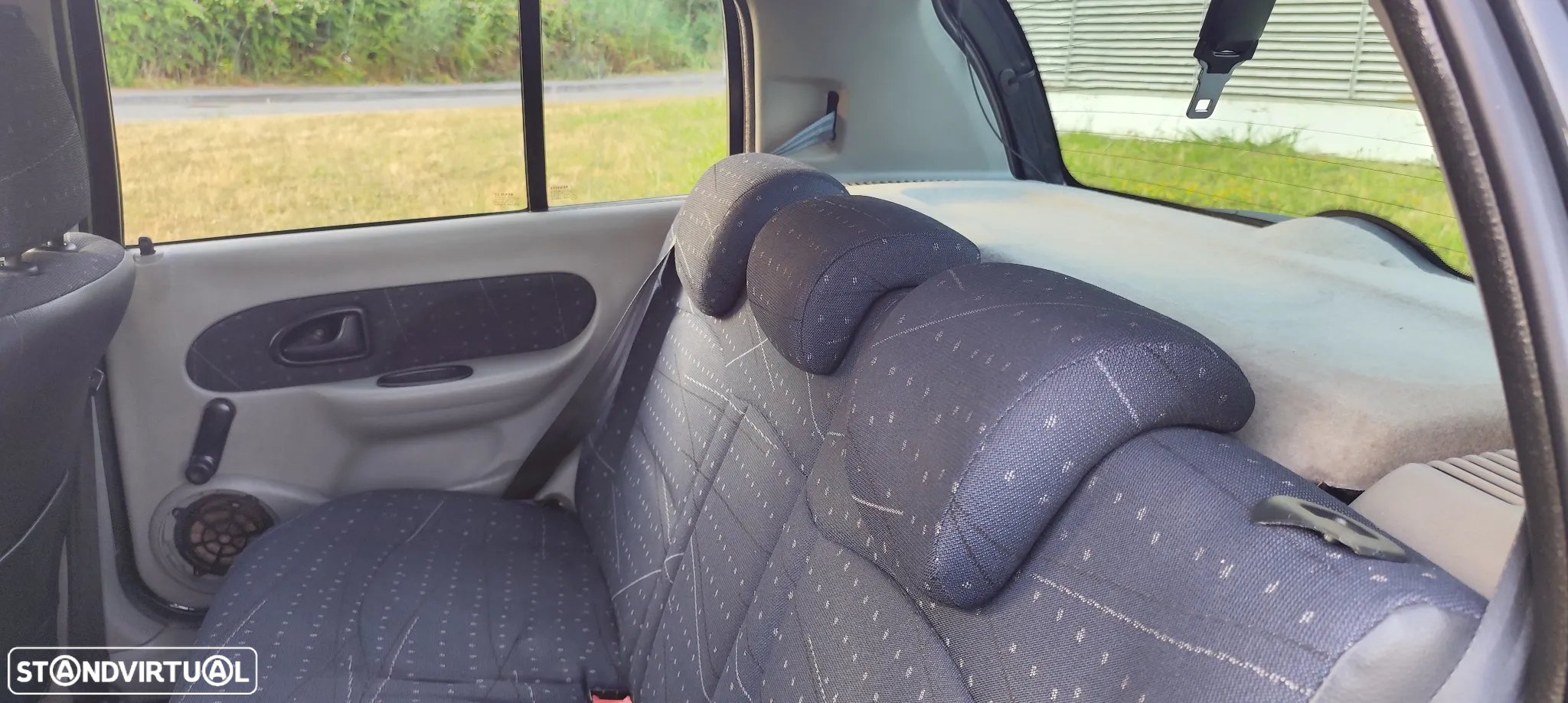 Renault Clio 1.2 16V Privilège - 12