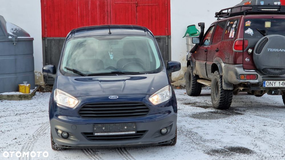 Ford Transit Courier - 4