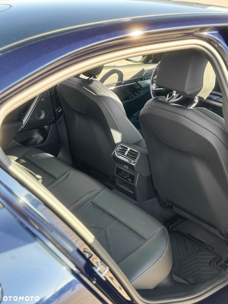 BMW i5 83.9kWh M60 xDrive - 17