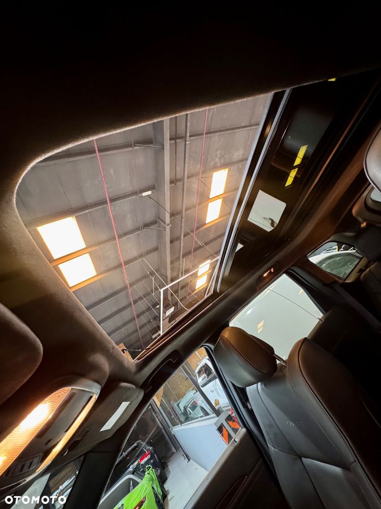 Jeep Grand Cherokee 5.7 V8 HEMI Summit - 28