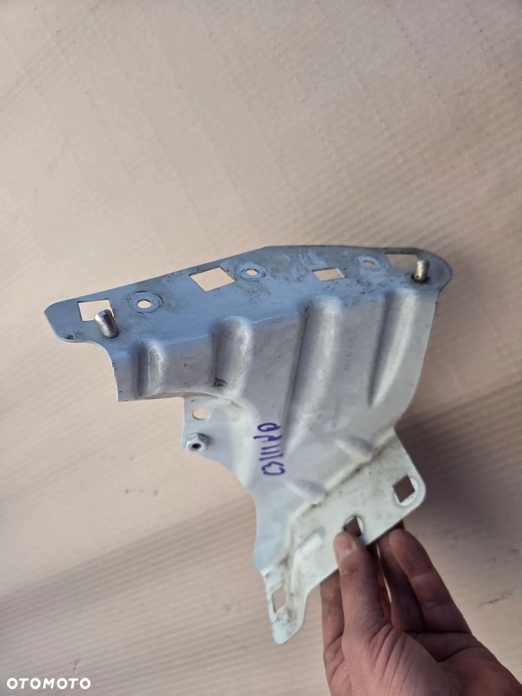 Mocowanie wspornik błotnika prawy przód Citroen C3 III - 4