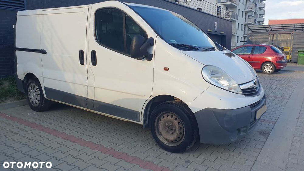 Opel Vivaro - 2