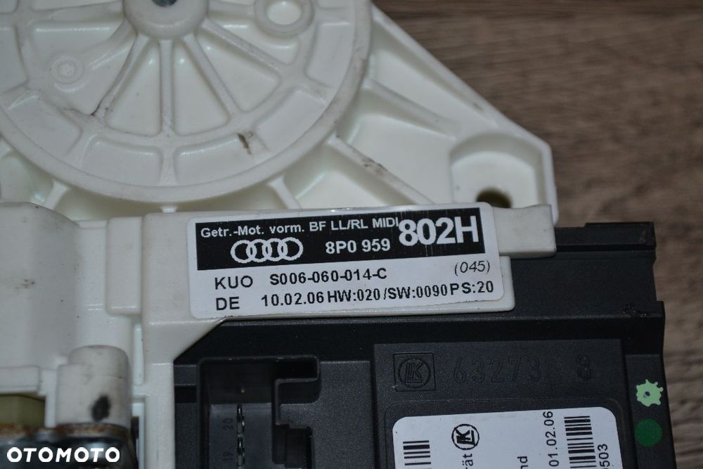 AUDI A3 8P 04-12 SILNICZEK OPUSZCZANIA SZYB MODUŁ PRAWY PRZÓD 8P0959802H - 3