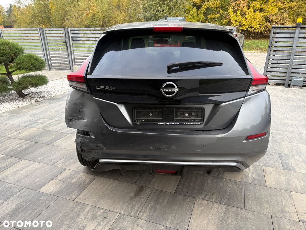 Nissan Leaf - 7