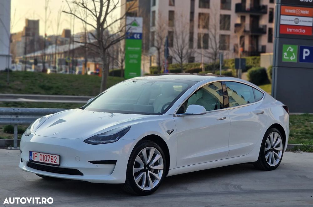 Tesla Model 3 Standard Reichweite Plus Hinterradantrieb - 5