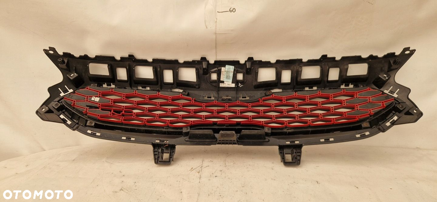 KIA CEED PROCEED GT III 3 ATRAPA GRILL - 4
