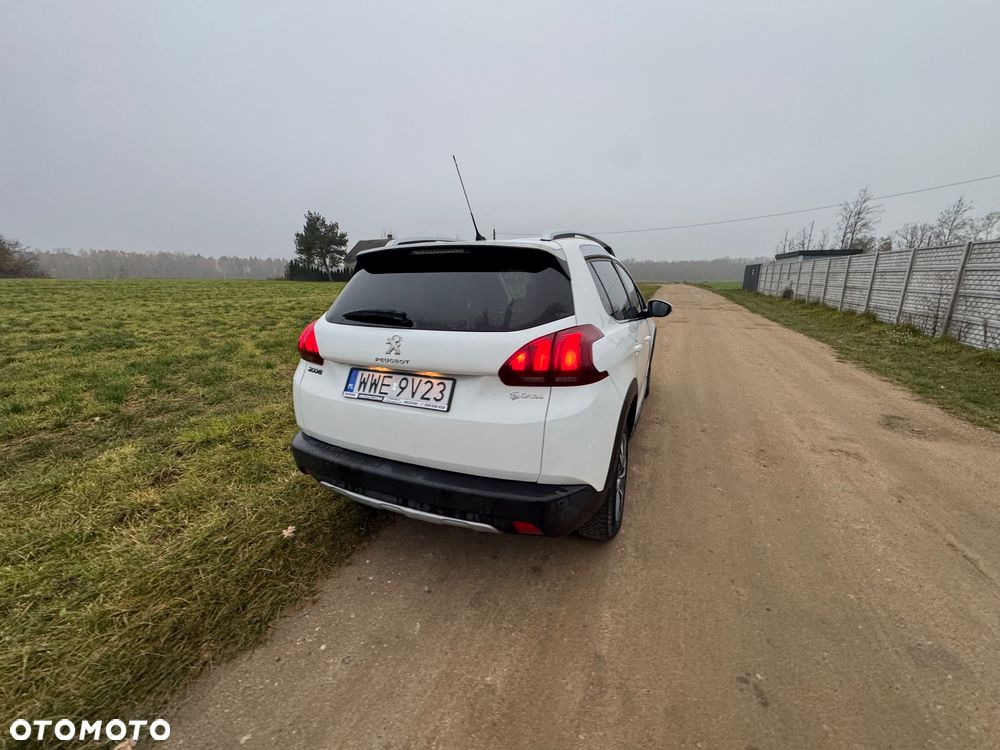 Peugeot 2008 BlueHDi FAP 120 STOP & START EAT6 Allure - 14