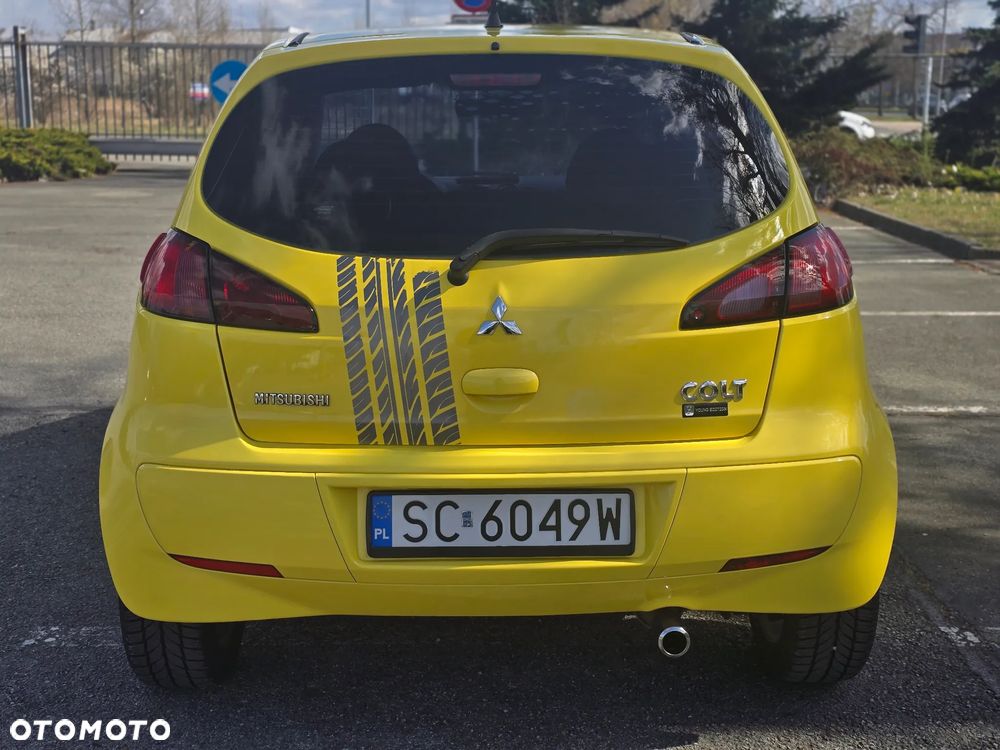 Mitsubishi Colt - 7