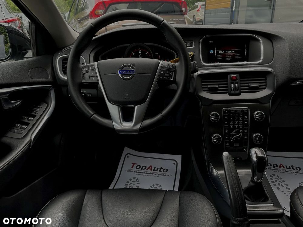 Volvo V40 Cross Country D3 Momentum - 34