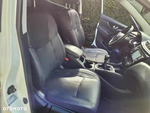 Nissan Qashqai 1.5 dCi Visia - 17