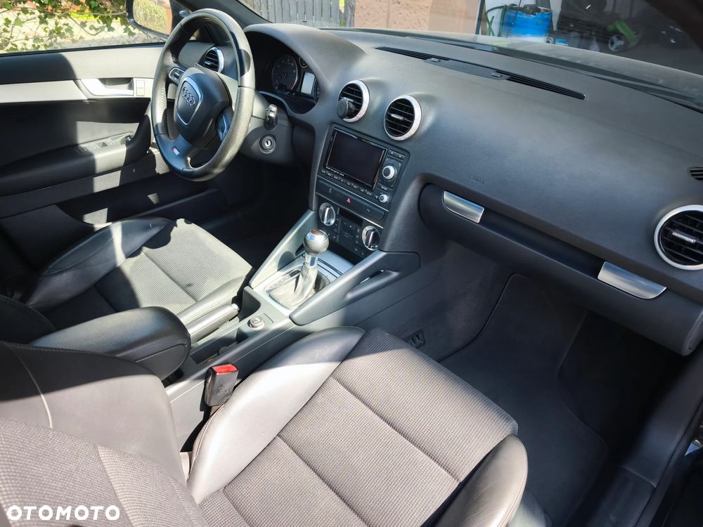 Audi A3 Sportback 1.8 TFSI S tronic S line Sportpaket - 17