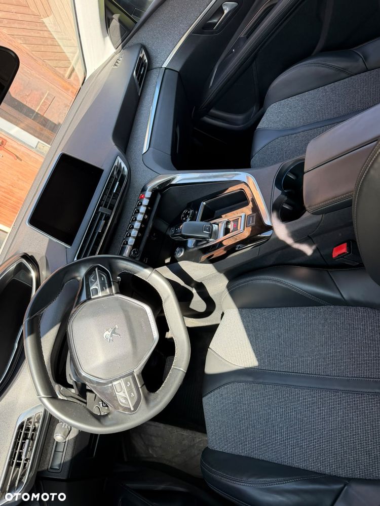 Peugeot 3008 - 13