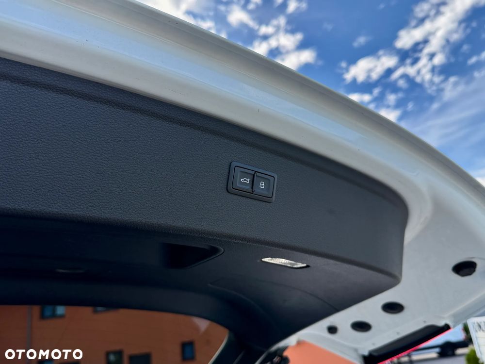 Audi Q5 45 TFSI quattro S tronic design - 38