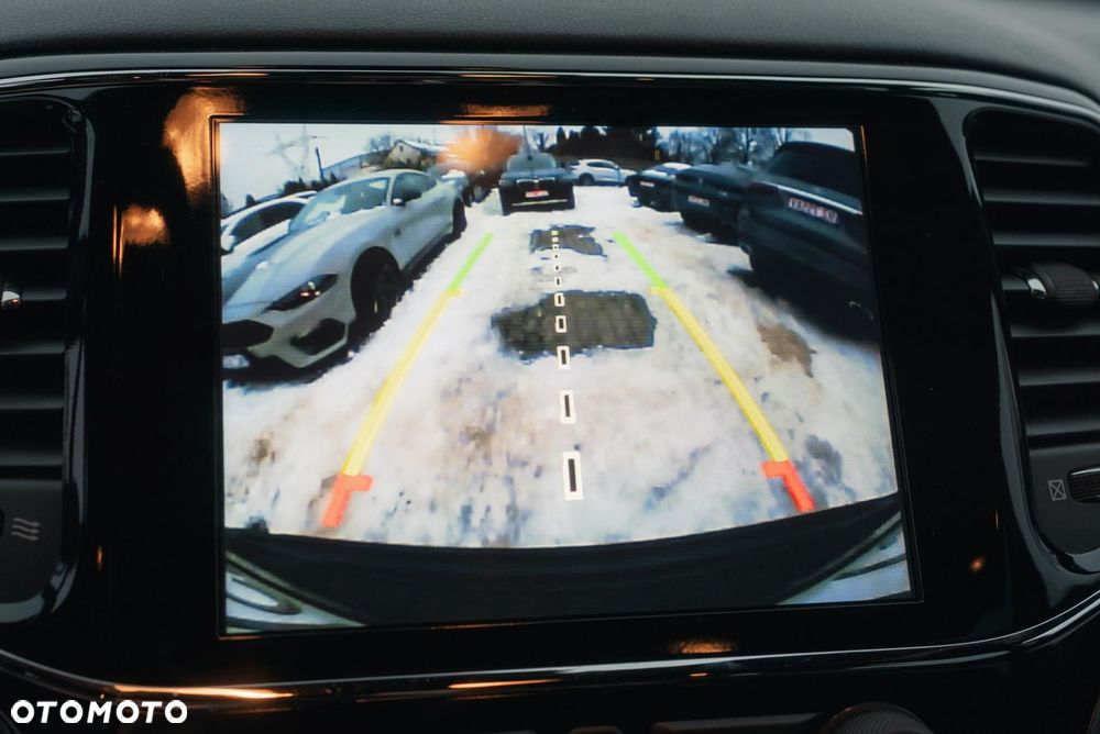 Jeep Grand Cherokee - 17