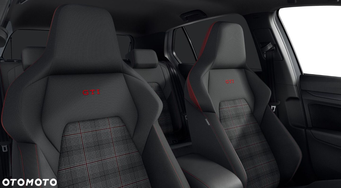 Volkswagen Golf - 9