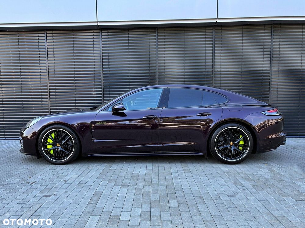 Porsche Panamera - 3