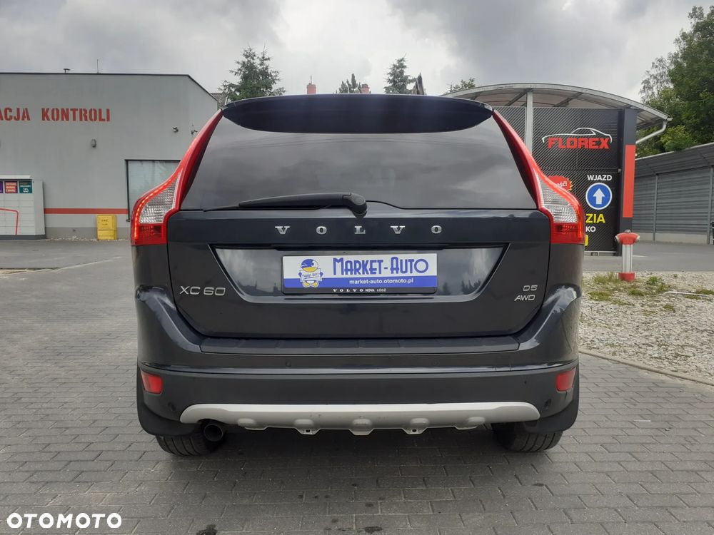 Volvo XC 60 - 4