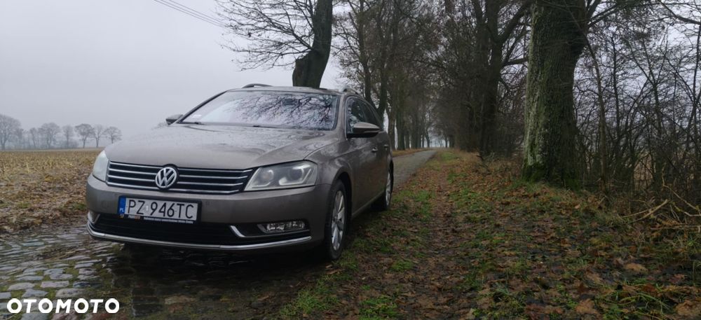 Volkswagen Passat 2.0 TDI Comfortline - 5