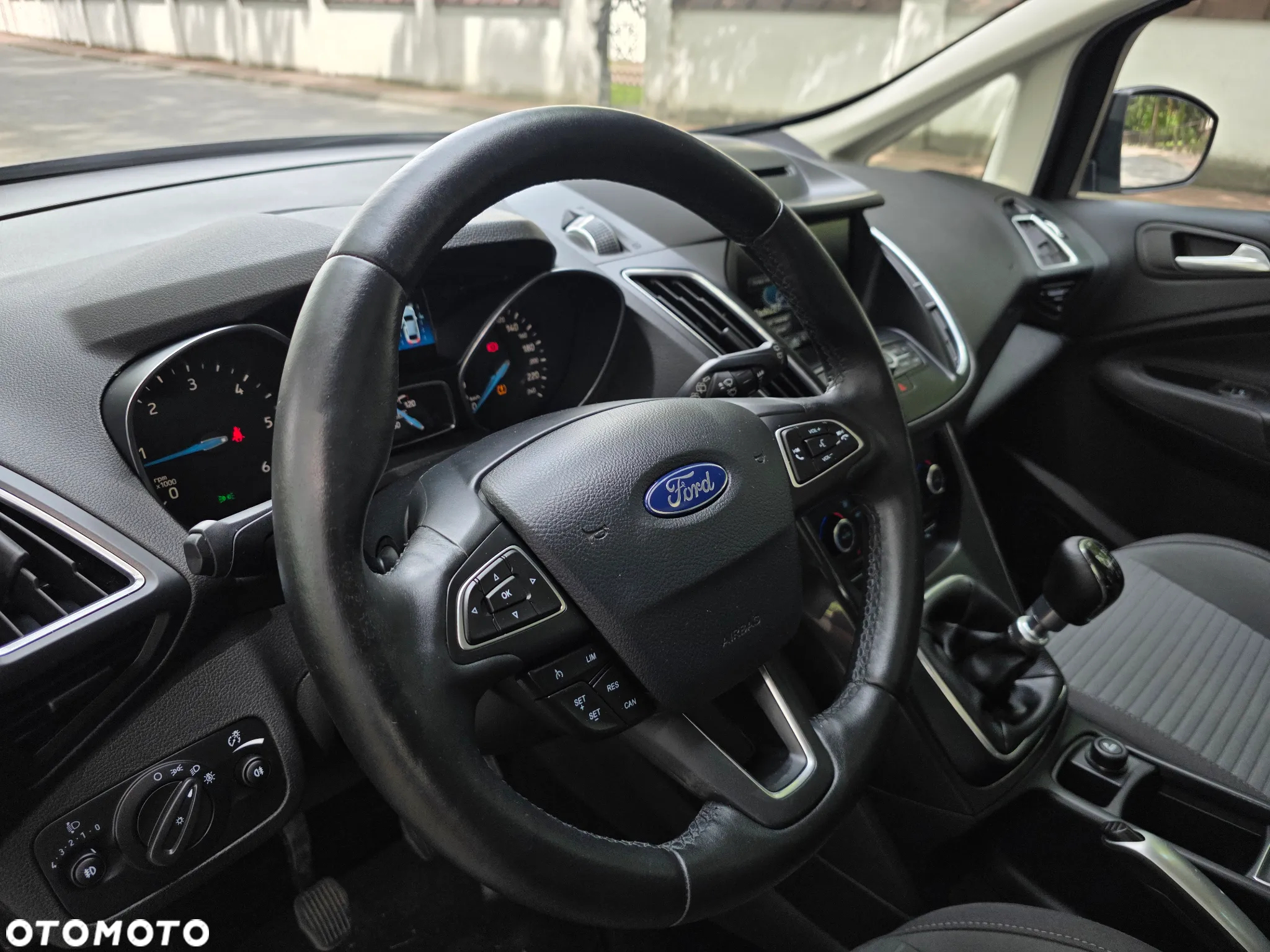 Ford C-MAX 2.0 TDCi Start-Stop-System Titanium - 20