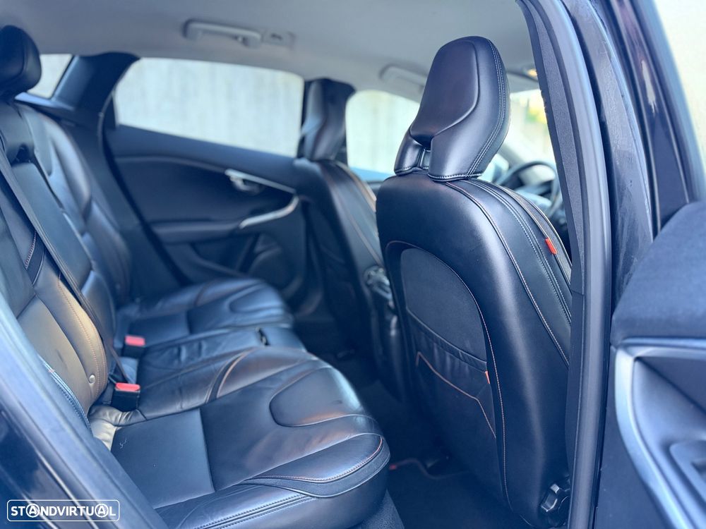 Volvo V40 D2 Powershift Ocean Race - 12