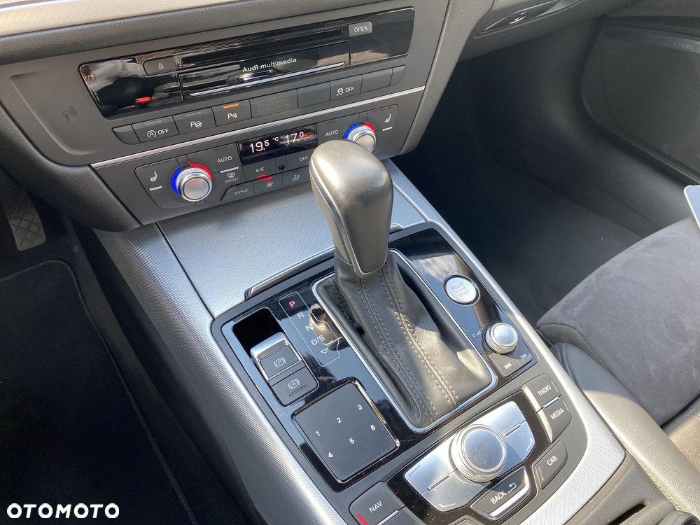 Audi A6 Avant 3.0 TDI quattro S tronic - 22
