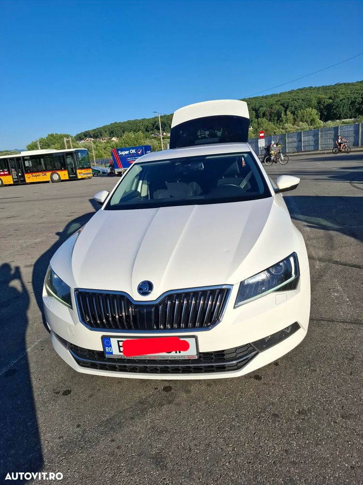 Skoda Superb 2.0 TDI DSG Style - 5