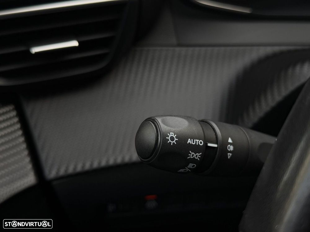 Peugeot 208 1.2 PureTech Active Pack - 23