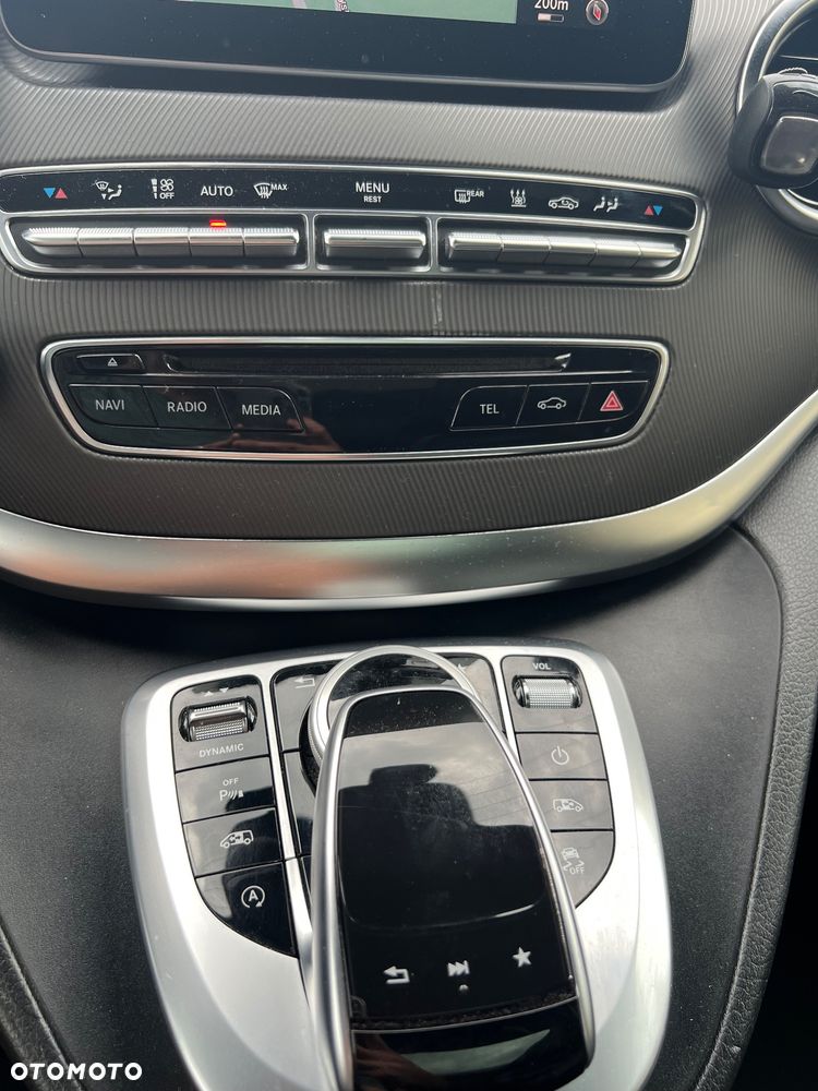 Mercedes-Benz Klasa V 250 d 4-Matic Avantgarde 7G-Tronic (d³ugi) - 31