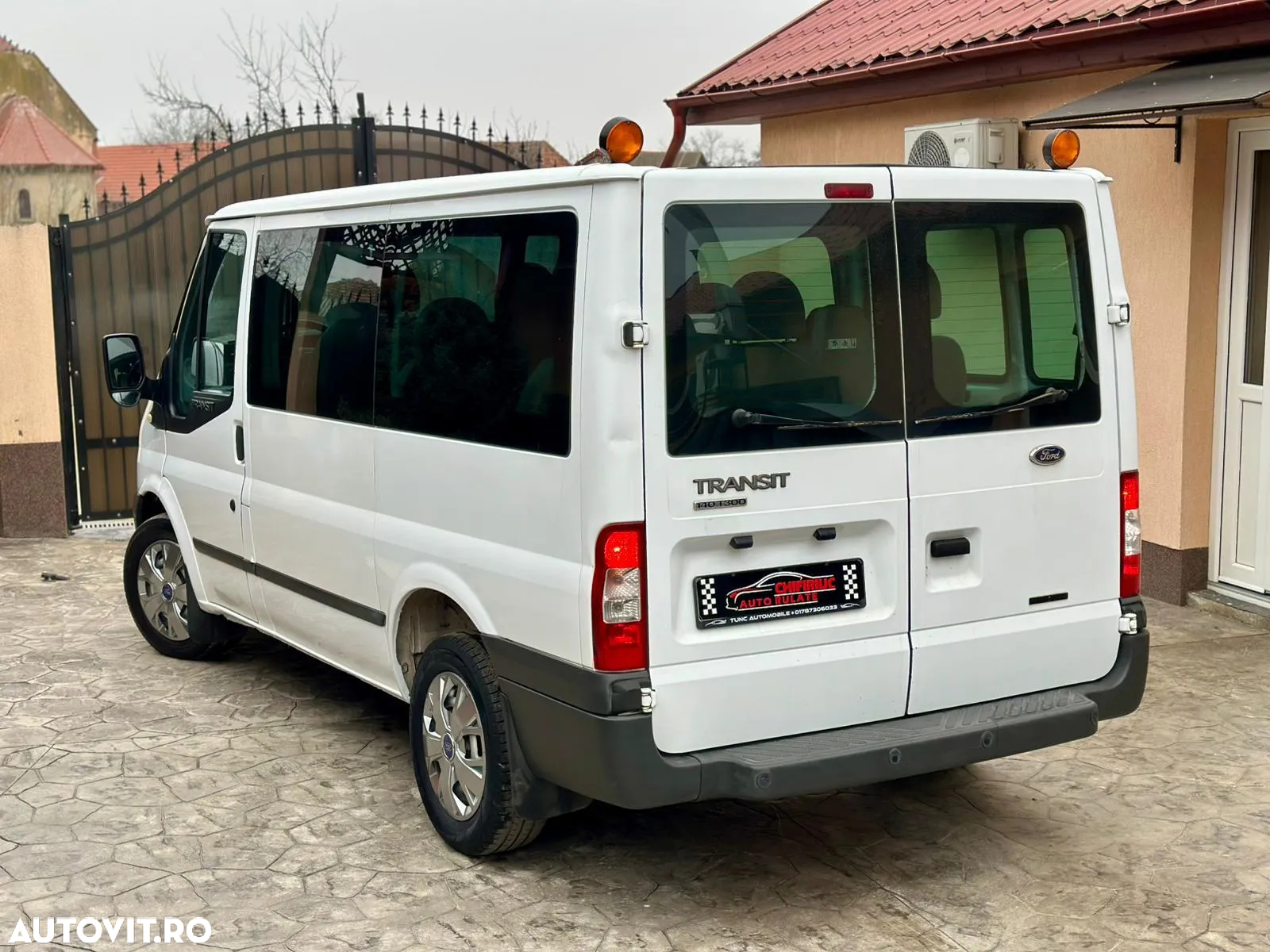Ford Transit - 15