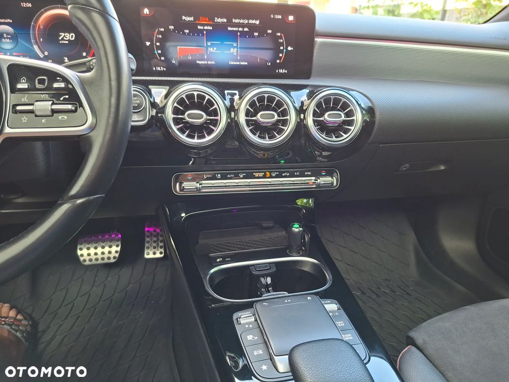 Mercedes-Benz Klasa A 250 4Matic 7G-DCT Advanced AMG Line - 18