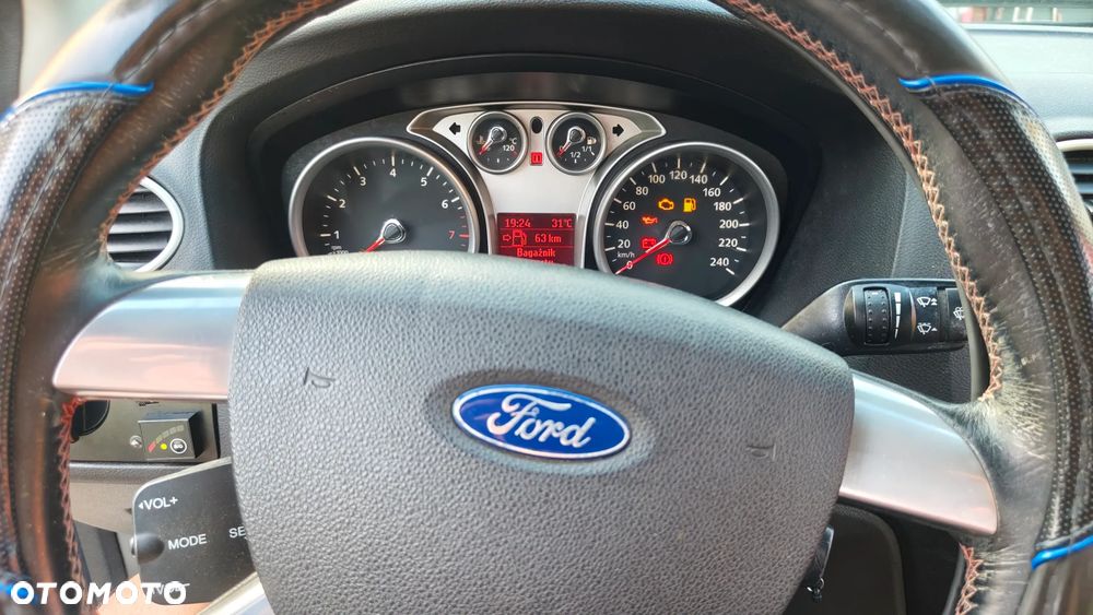 Ford Focus 1.6 Amber X - 9