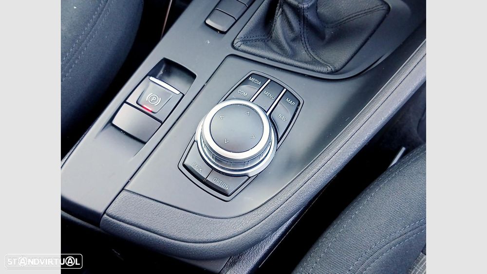 BMW X1 16 d sDrive Advantage Auto - 22