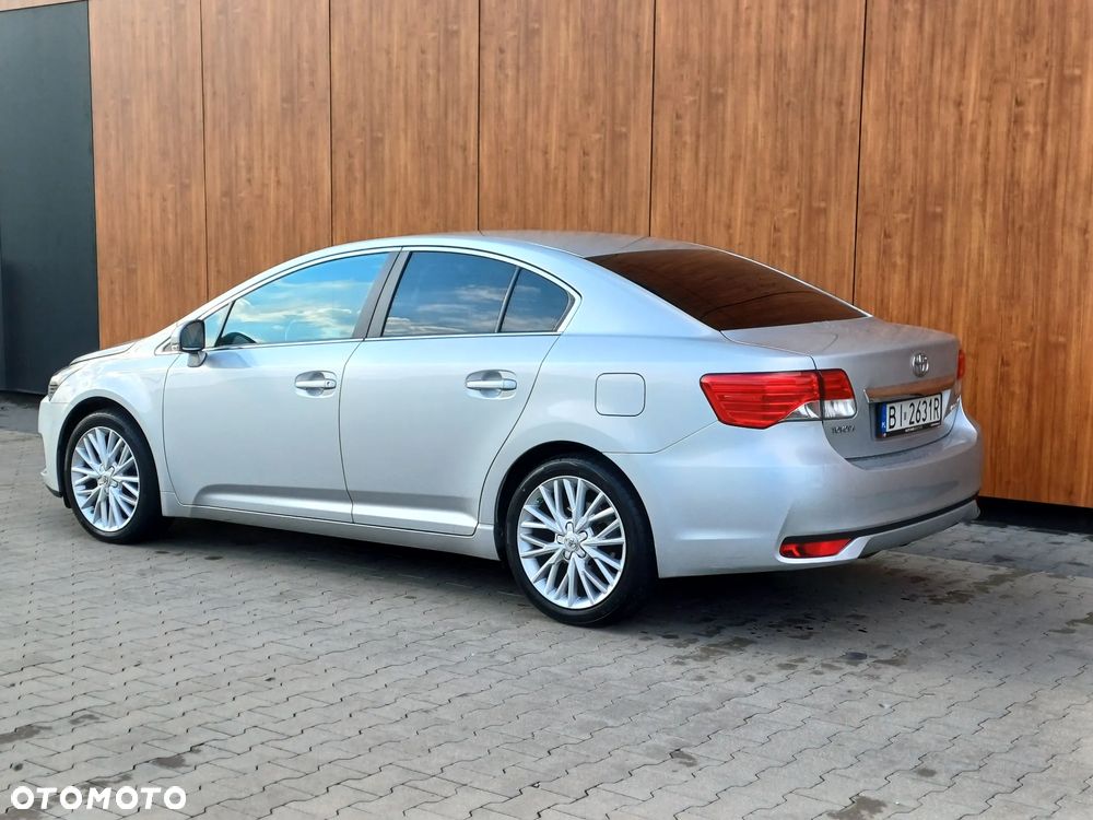Toyota Avensis 2.0 D-4D Luna - 3