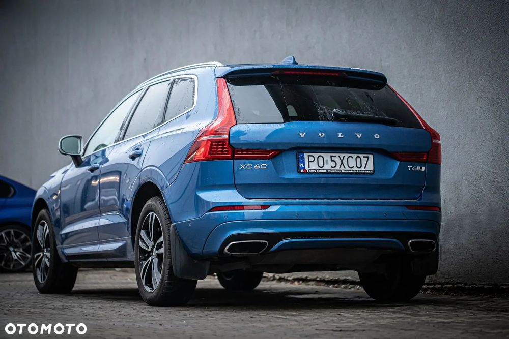 Volvo XC 60 T6 AWD R-Design - 4