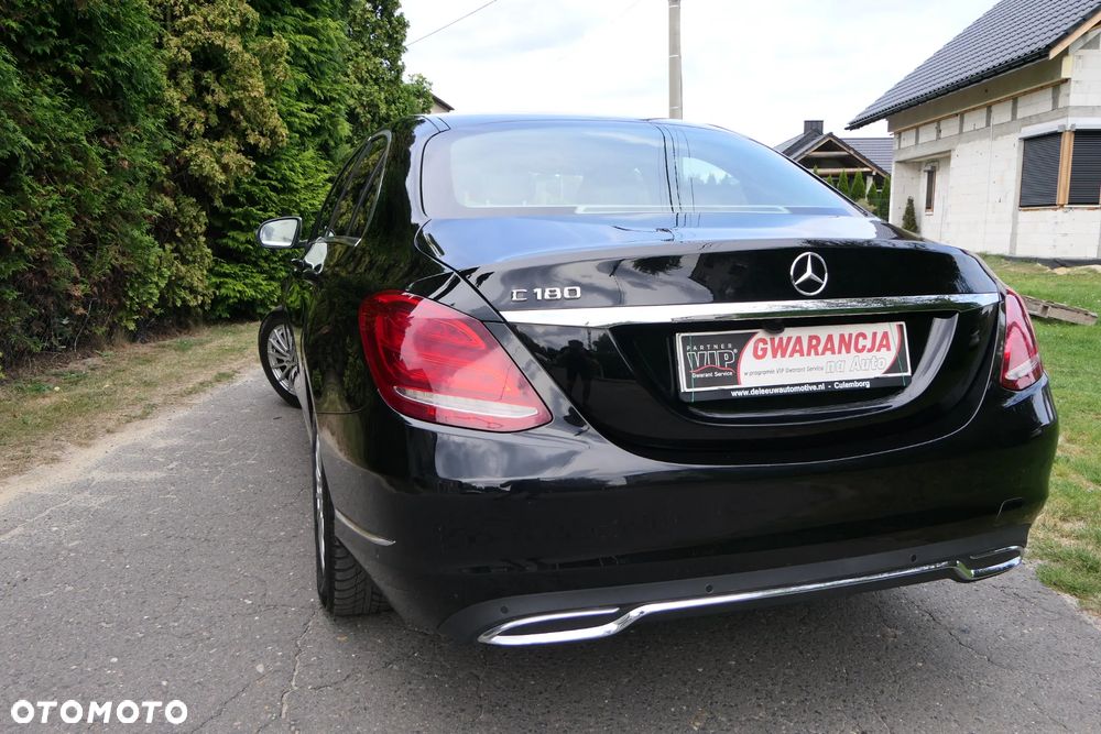 Mercedes-Benz Klasa C 180 (BlueEFFICIENCY) - 11