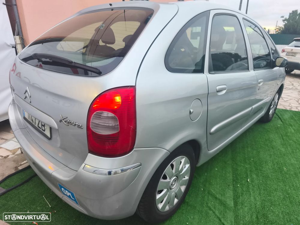 Citroën Xsara Picasso 1.6i Premier - 4