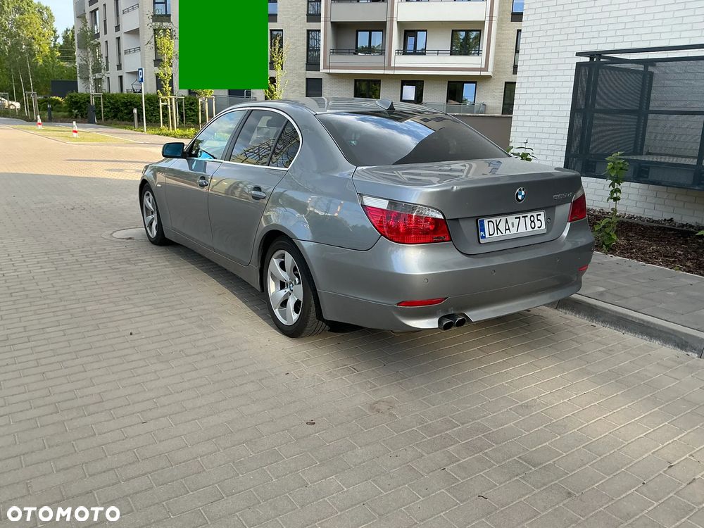 BMW Seria 5 525d - 2