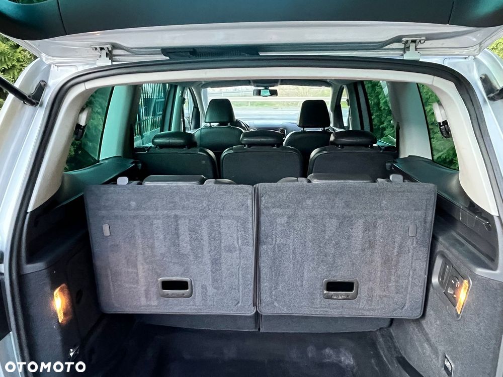Volkswagen Sharan 2.0 TDI Highline DSG - 10